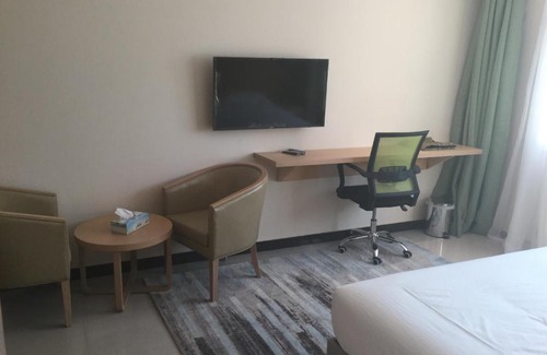 Seeb Hotel | Muscat Palm Hotel فندق نخيل مسقط