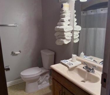 Mesick Hotel | Mushroom Cap Motel