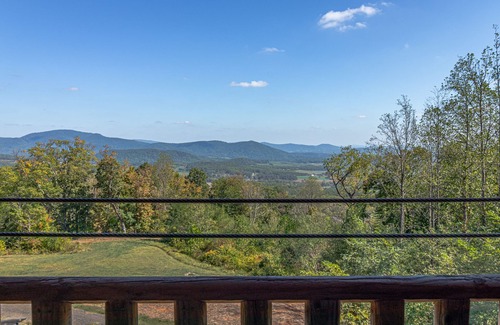 Stanardsville House | Music of the Mtns Rm. 203