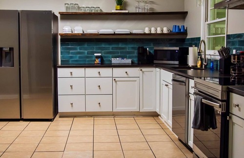 Statesboro House | Music on Marvin 2 Mins to GSU, Shopping, and Food