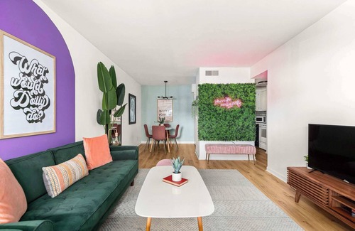 Nashville Apartment | Music Row 2BR - 2 bath sleeps 12