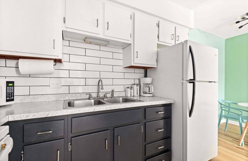 Nashville Apartment | Music Row 2BR - 2 bath sleeps 12