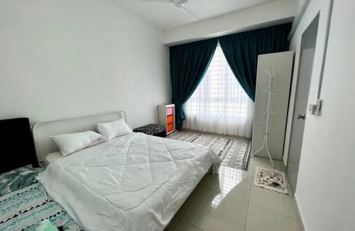 Bandar Sri Sendayan House | Muslim Homestay ArRayyan
