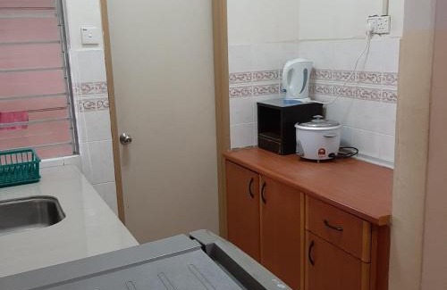 Taman Tanjung Apartment | Muslim homestay Glory Beach Resort