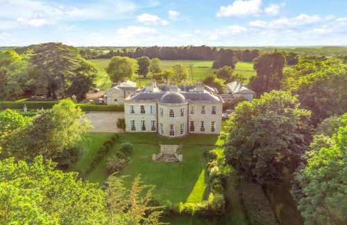 Beccles House | Must see - Georgian Mansion I Suffolk Retreat