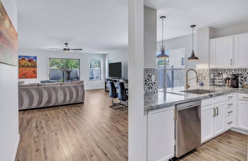Mirador Estates House | MUST SEE! Large 3-Bedroom Home in Downtown Gilbert