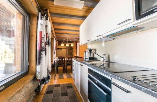 Rukatunturi House | Mustalampi 2 Kurkiaura by Interhome