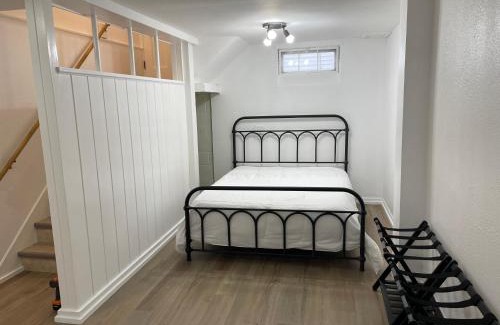 Sioux City House | Mustang House