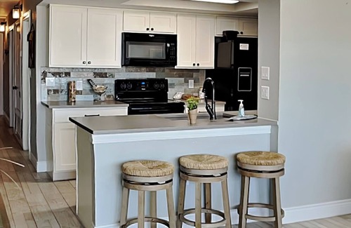 Rockport Condo | Mustang Isle | Waterfront Views, Pool, Hot Tub