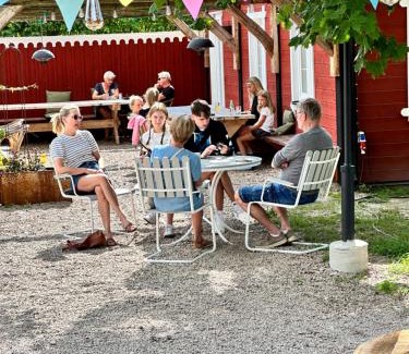 Sodra Vi Bed & Breakfast | Musteriet i Djursdala