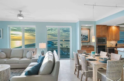 Gulf Shores Condo | Mustique 1401 Sunset Soaks & Panoramic Paradise