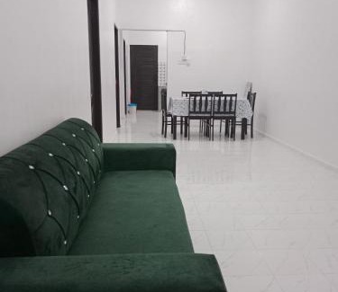 Kampung Gong Badak House | MUSYRIF HOMEstay