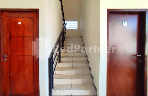 Semarang Hotel | Mutiara Residence Near Simpang Lima Mitra RedDoorz