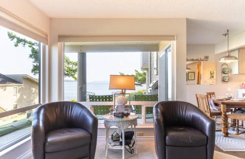 Freeland House | Mutiny Bay Condo by AvantStay Walk to the Beach