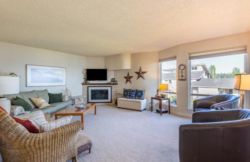Freeland House | Mutiny Bay Condo by AvantStay Walk to the Beach