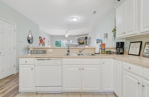 Huddleston Apartment | MV70 - 2 Bedroom condo at Mariners SML