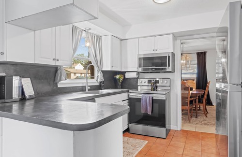 Canton House | MVP Manor; 3 Min to HOF & Belden Village