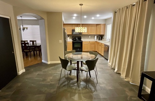 Avondale House | MVP Manor for your Grand Slam Getaway! Centrally located home base!