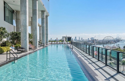 Downtown Miami Apartment | MVR 5 Star Views in Miamis Best Location