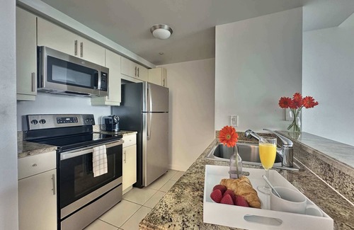 Coconut Grove Apartment | MVR|Exclusive Miami Stay. BOOk Before They’re Gone