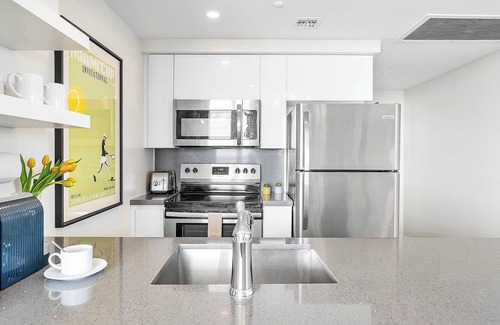 Coconut Grove Apartment | MVR Experience Elevated Living by the Bay