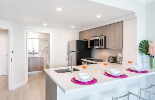 Coconut Grove Apartment | MVR - Experience Life Above the Miami Skyline