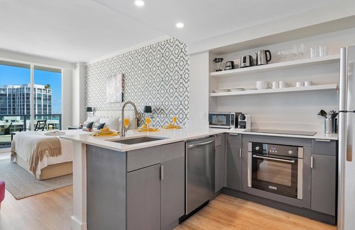 Coconut Grove Apartment | MVR-Limited Availability, Lock In Your Dates