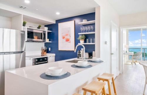 Coconut Grove Apartment | MVR - Stop Searching-This Grove Stay Has It All