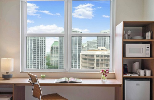 Coconut Grove Apartment | MVR Suite with Picture-Perfect Views of Miami