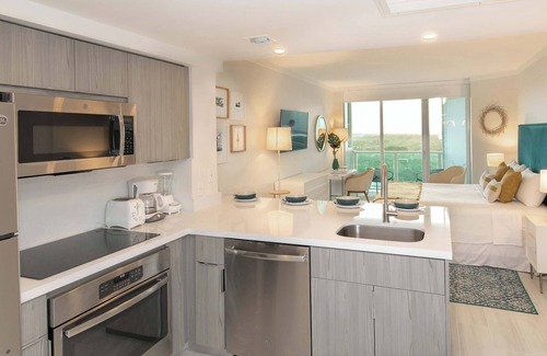 Coconut Grove Apartment | MVR-Wake Up to Biscayne Bay Views Every Morning