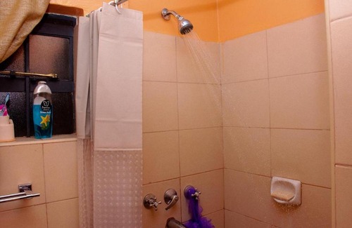 Ngara West Apartment | MVULI STUDIO MPYA