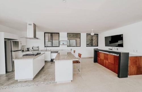 Chilpancingo de los Bravo Apartment | Spacious and exclusive apartment in Punta Diamante