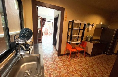 Karon Hotel | My Friend's House