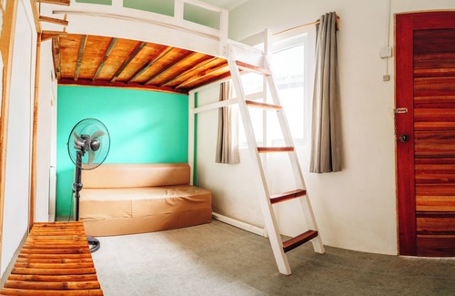 Port Barton Hostel | My Green Hostel