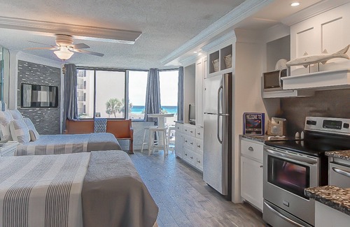 Panama City Beach Condo | MY HAPPY PLACE! BEACHFRONT! FREE BEACH CHAIRS MARCH THROUGH OCTOBER!