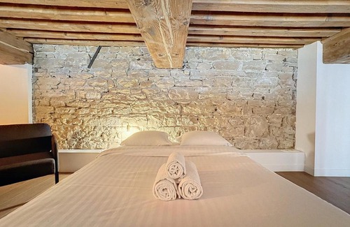 Croix Rousse Apartment | My home, Belfort 2 bis