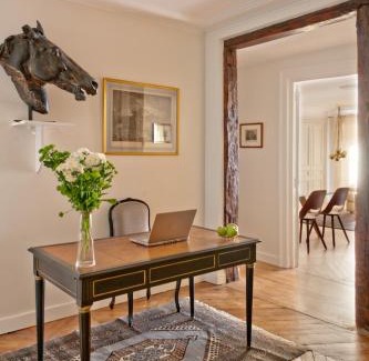 Quartier du Faubourg-Montmartre Bed & Breakfast | My Home For You Luxury B&B Adults Only