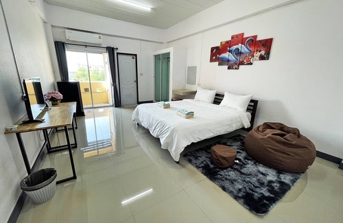 Krathum Baen Hotel | MY HOME SAI4