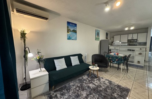 Pa'ofa'i Apartment | My Lodge 1-bedroom apartment with WiFi, AC , Private Parking