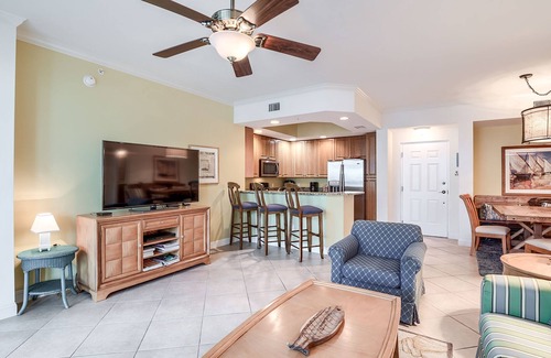 Bonita Shores Condo | My Poolside Hide-a-way