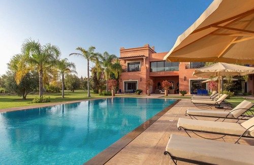 El Aggada Villa | My Rental Homes | Villa Annarosa with pool, garden and gym