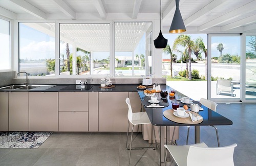 Marsala House | My Rental Homes - Casa Sunnshine with garden and well-equipped pool area (shared)