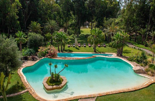 Essaouira Villa | My Rental Homes - Le Jardin Mogador private pool large garden with lake