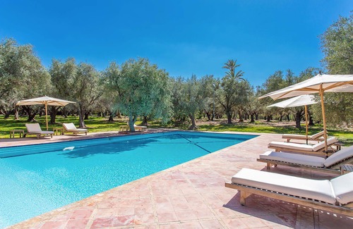Palmeraie Villa | My Rental Homes - Villa Royale with pool and garden