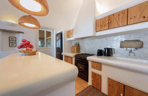 Alyki Villa | My Rental Homes - Villa Joy with sea view, pool equipped with sunbeds and patio