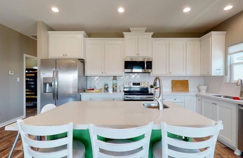 Port Bolivar House | My Three Suns: 3 BR, 2 BA House in Crystal Beach, Sleeps 9