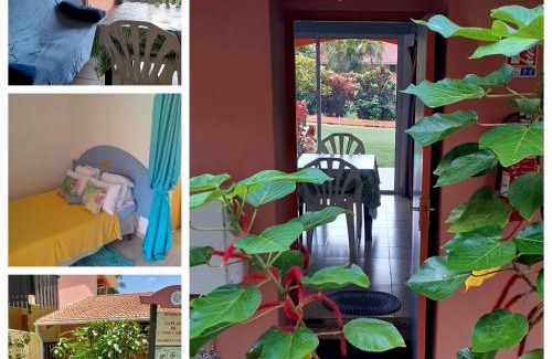 Sainte-Anne Apartment | My Tiny Caritan- Petit coin de paradis- Bungalow de vacances- jardin, plage, piscine attenante