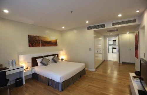 Dich Vong Hau Hotel | My Way Hotel & Residence Ha Noi
