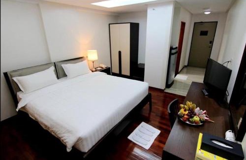 Mayangone Hotel | Myanmar Life Hotel