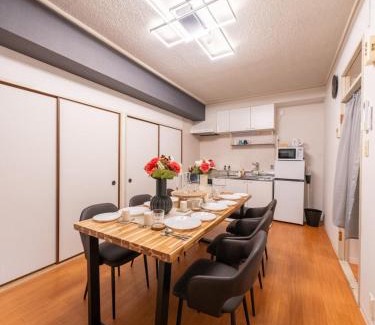 Motomatchi Apartment | MYB Namba 3BR suite close to Namba Self Check-In